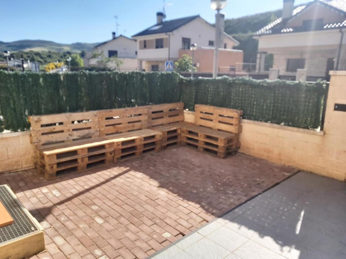Chalet El Mirador Del Valle Barbacoa By Apartamentos Logrono Nalda Dış mekan fotoğraf
