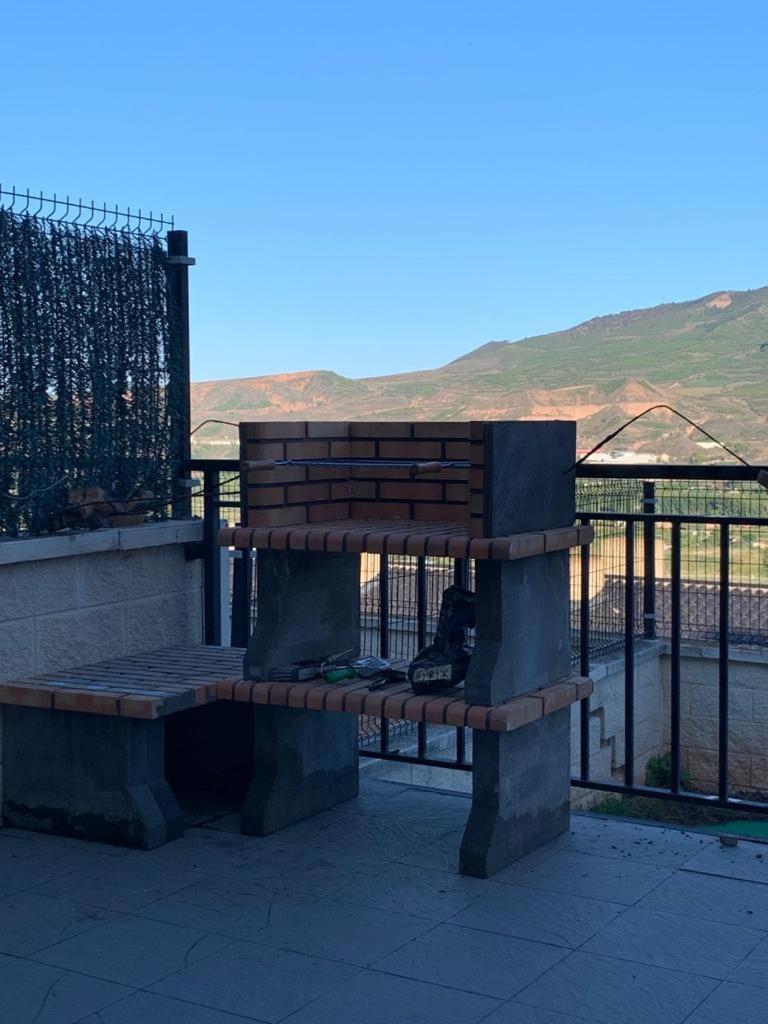 Chalet El Mirador Del Valle Barbacoa By Apartamentos Logrono Nalda Dış mekan fotoğraf